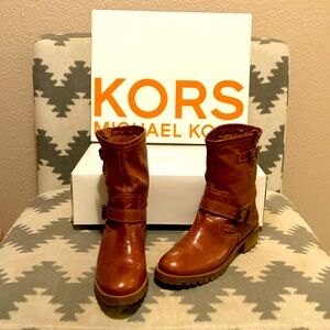 Michael Kors Pandora boots